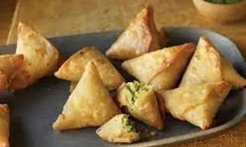 Chicken Samosa: Delicious non-veg samosa recipe for your weekend indulgence