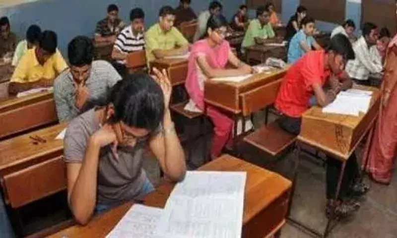 Female enrollment in higher education reaches 2 Crore mark: AISHE
