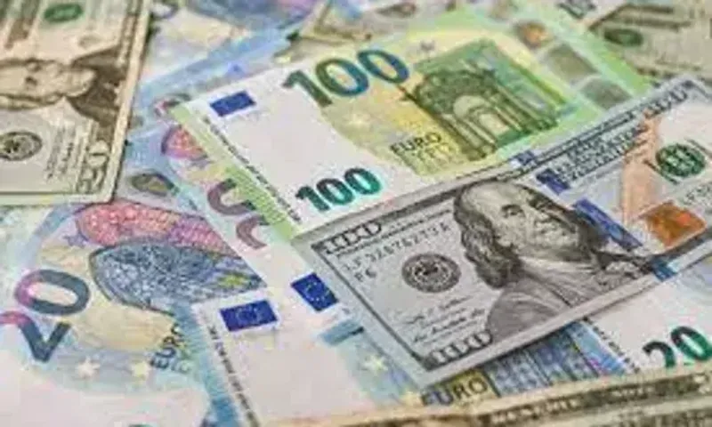 India’s forex reserve surges by $5.08 billion to $595 billion: RBI data