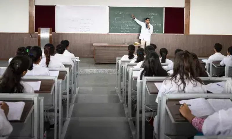 16 Departments of Parul Institute of Medical Sciences and Research add Postgraduate Seats