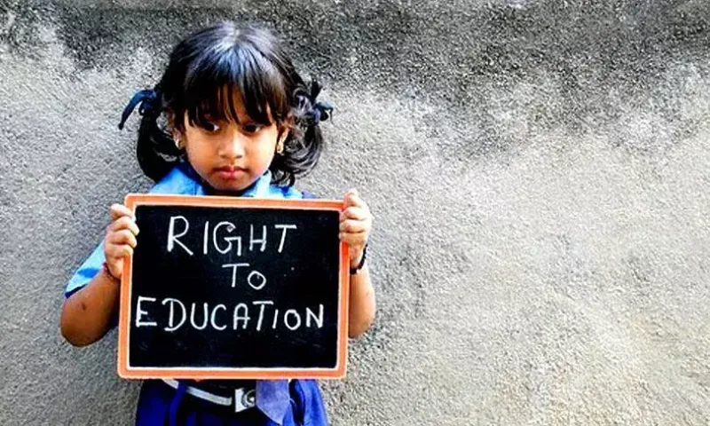 7936 students have filled up the forms for admission against the 3800 seats under RTE in Vadodara