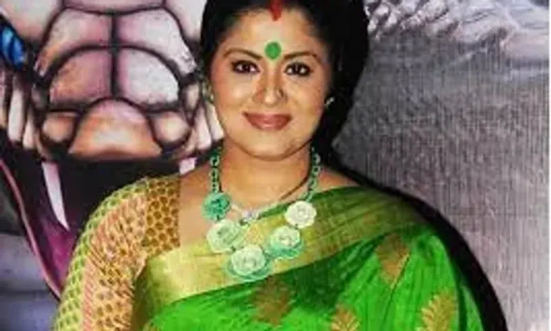 Dancer and Actress Sudhaa Chandran appeals to PM Modi for help after she was asked to remove her prosthetic limb at the airport