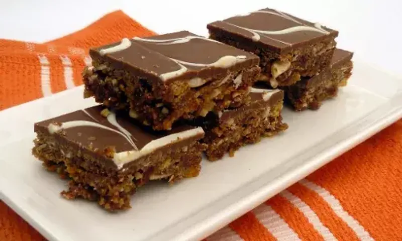 Crunchy Chocolate Recipe: Be it Diwali or Christmas this Crunchy Chocolate will be the perfect dessert to sweeten the event