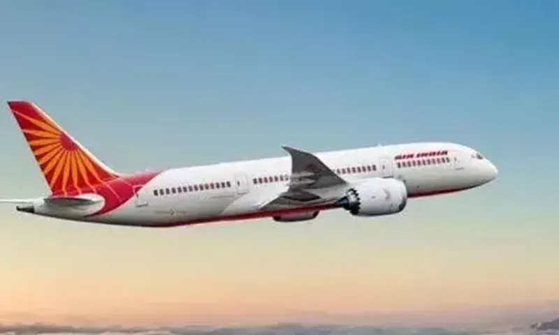 Kerala rain: Passengers protests amid delayed AIE flights and trains