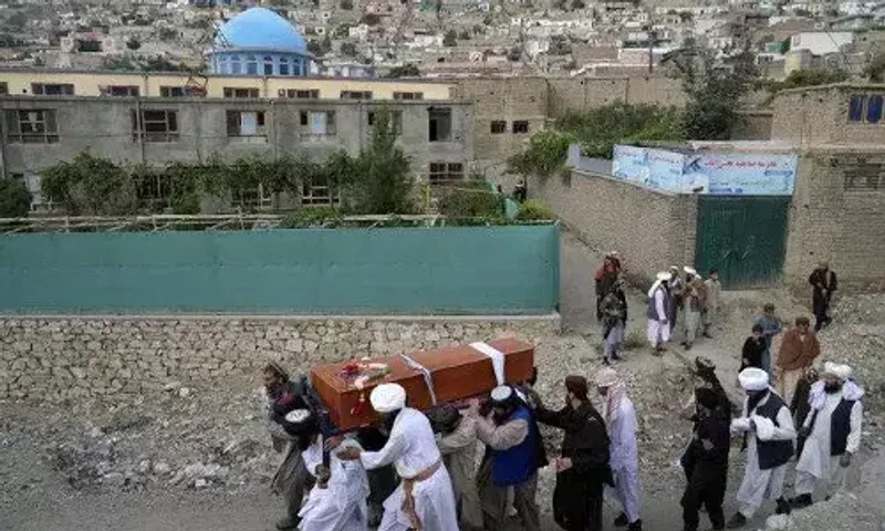 Leading cleric among 10 killed in Kabul bombing