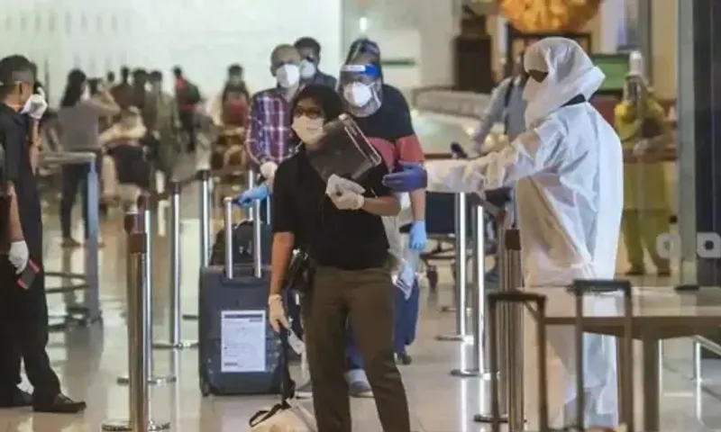 Revised guidelines for international arrivals in India in view of Omicron Covid 19 threat - to be effective from Dec 1
