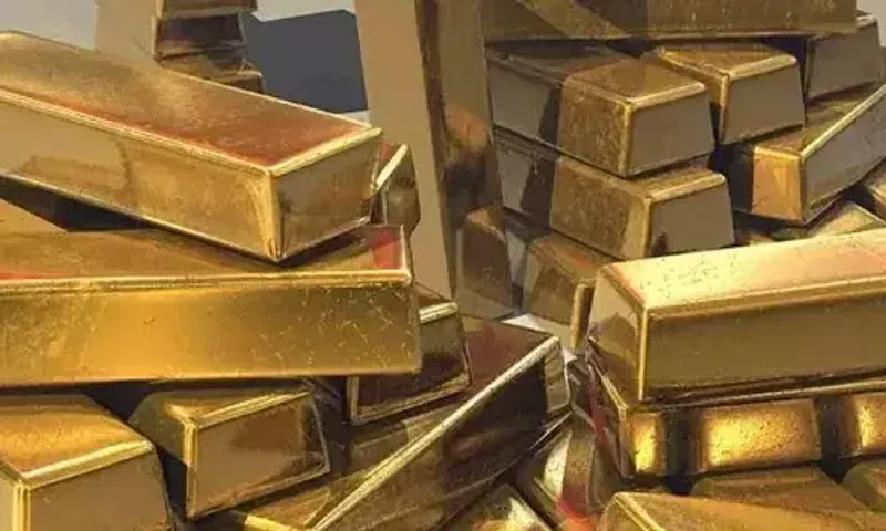 Gold price touches record high of Rs 58,700/10g in Ahmedabad