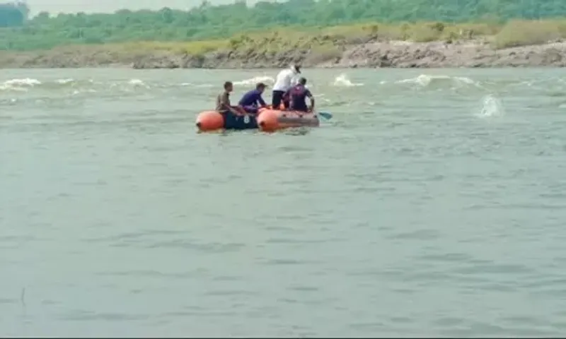 One youth drowned in mahi river passing near Lachanpur village in Savli