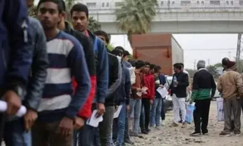 Govt: Over 44% of engineering seats remained vacant in Gujarat in 2023