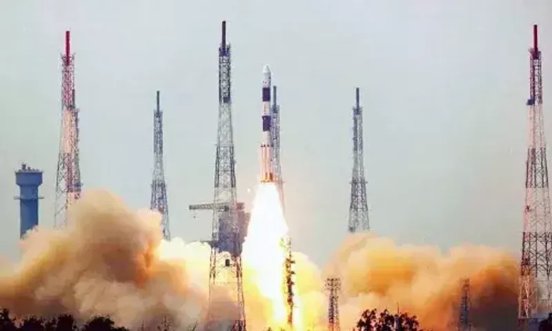 ISRO's heaviest rocket enters global commercial service market with new mission