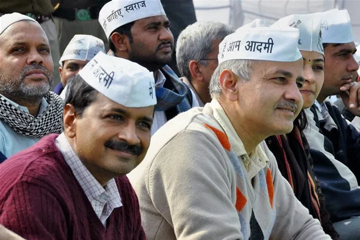 AAP lacks courage to debate political funding: Swaraj India