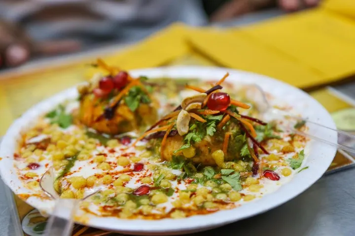 Make Dahi Papdi chat in Desi style