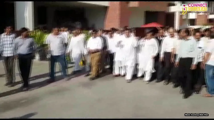 Khushi Shah's body left for wadi wadi crematorium in Vadodara