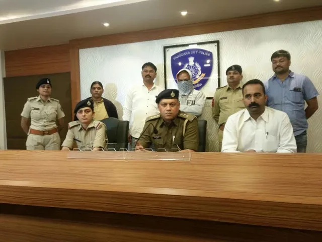 Vadodara SOG busted online sex racket