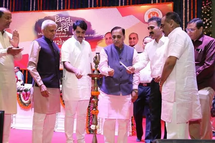 Gujarat CM launches Arogya Setu on World Health Day