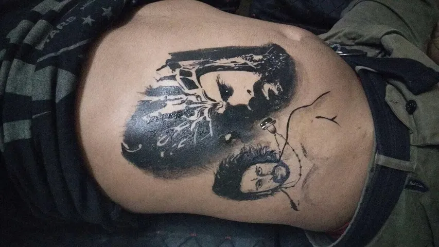Fan of Prabhas makes Bahubali tattoo