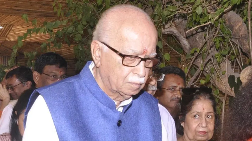 SC revives conspiracy charges against Advani, others in Babri case