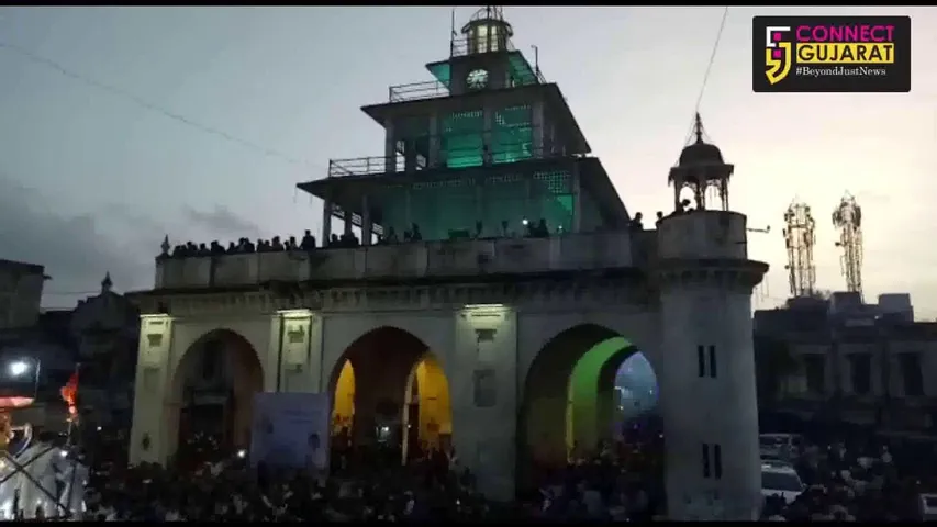 7th day immersion passing off peacefully in Vadodara