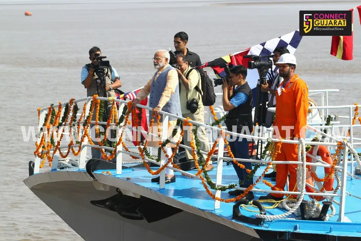 PM Modi addressing public meeting at Dahej, Bharuch