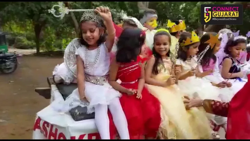 Royal Family School celebrated Christmas in Vadodara