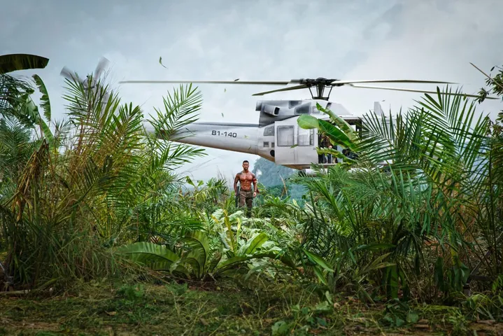 Tiger Shroff shoots the helicopter shot with perfection!