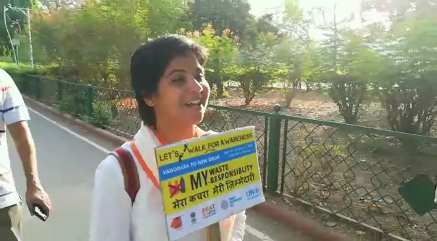 Vadodara girl Rajeshwari Singh starts her walk towards Delhi to beat plastic pollution