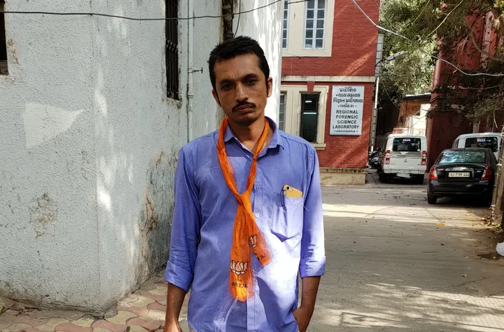 Ex BJP OBC General secretary asked for liquor licence