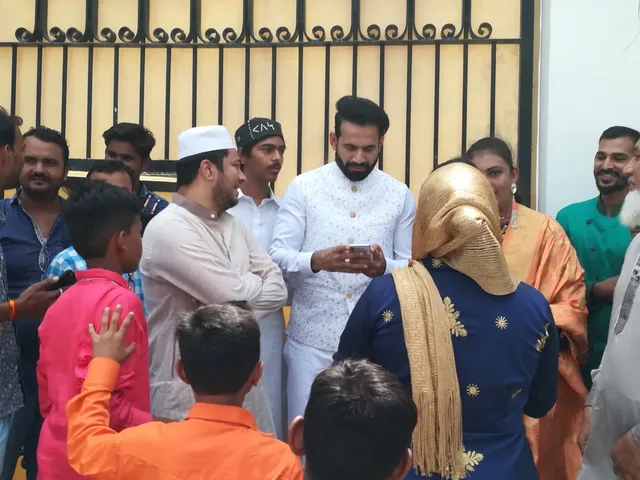 Pathan brothers extend Eid wishes to fans