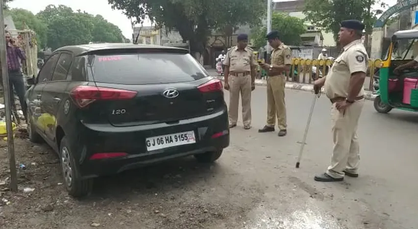 Police found the car used in cash robbery from custodian in Vadodara