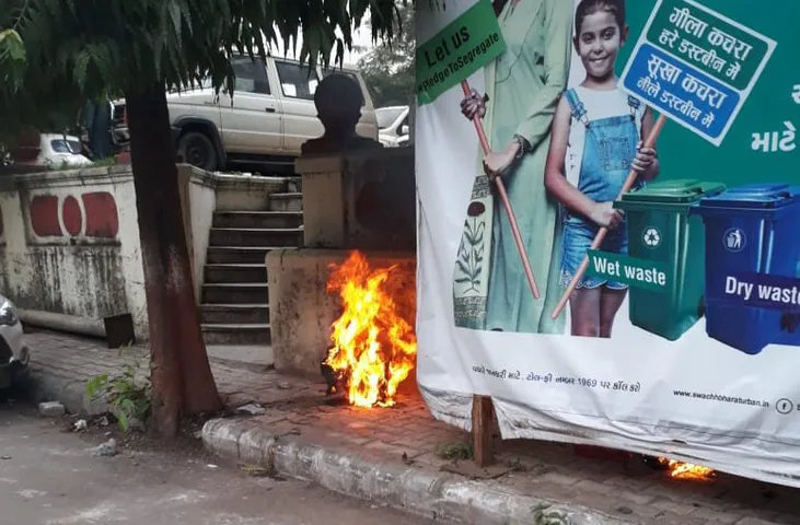 Unknown person burned in mysterious circumstances near collector office in Vadodara