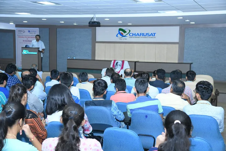 Dr. Bhalendu Vaishnav delivers First Commemorative Lecture on Sri Aurobindo at CHARUSAT