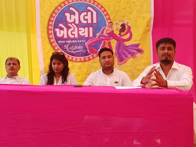 Health screening arrangments for garba enthusiasts by the organisers as awareness against Swine Flu