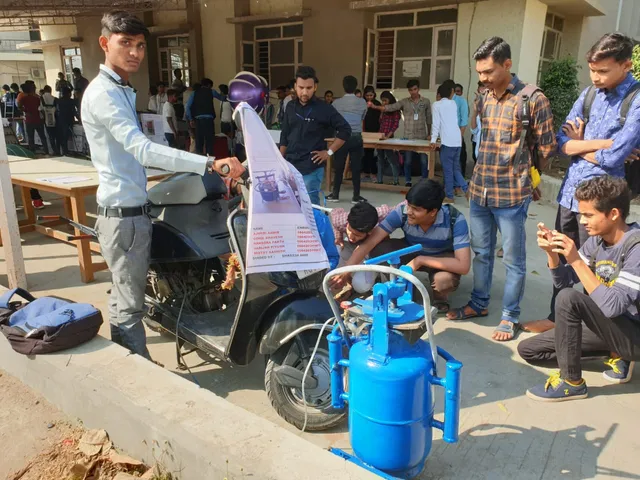 Three day Innowiz 2019 started at RMS Polytechnic