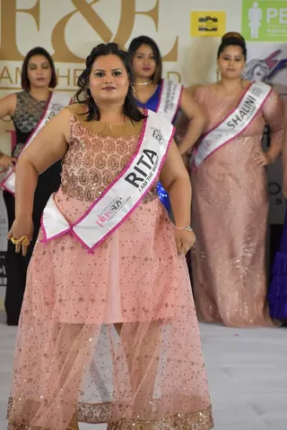 Vadodara plus size model shines in national peagent