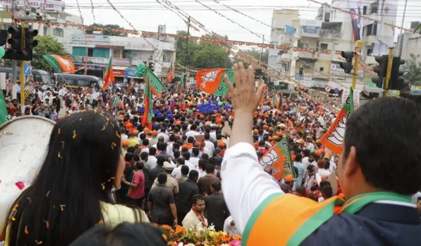 BJP establishes major lead in Maharashtra, Haryana