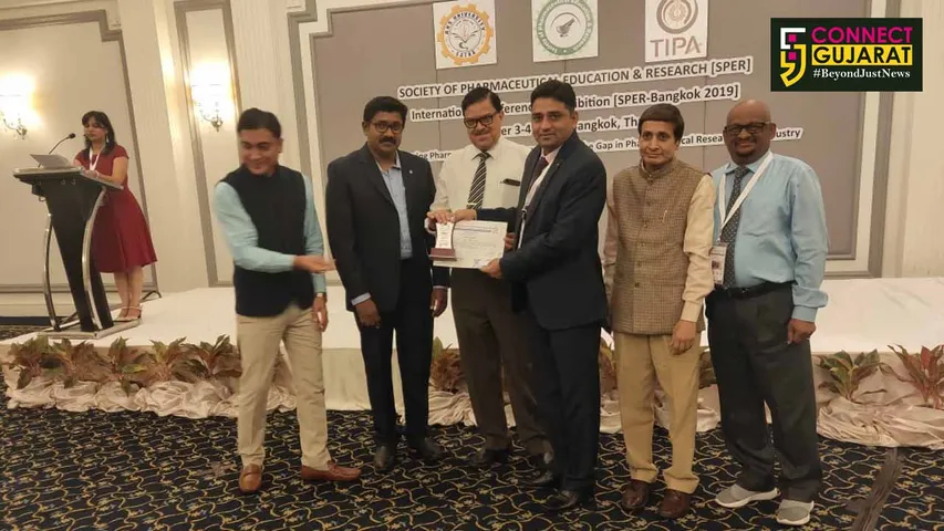 Bharuch Professor awarded in Bangkok International Festival