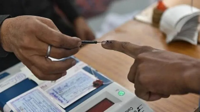 Maharashtra Assembly Results 2019: 5 Early updates