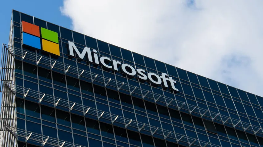 Pentagon hands Microsoft $10 billion ‘war cloud’ deal, cold shoulders to Amazon
