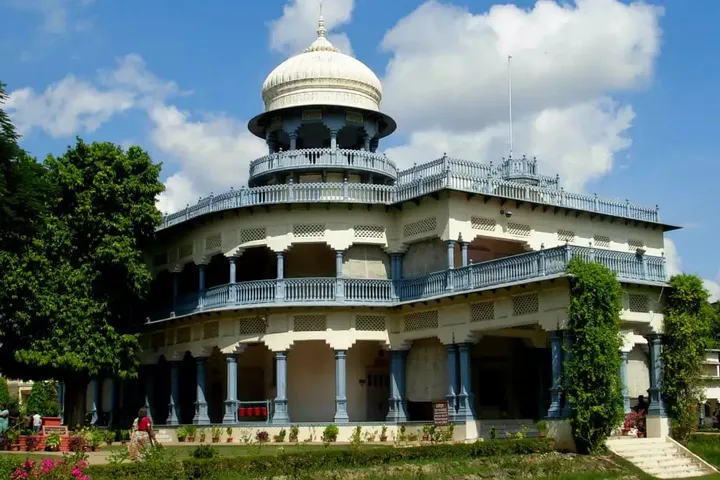 Rs 4.35 crore tax notice received by Anand Bhawan, Jawaharlal Nehru’s ancestral home