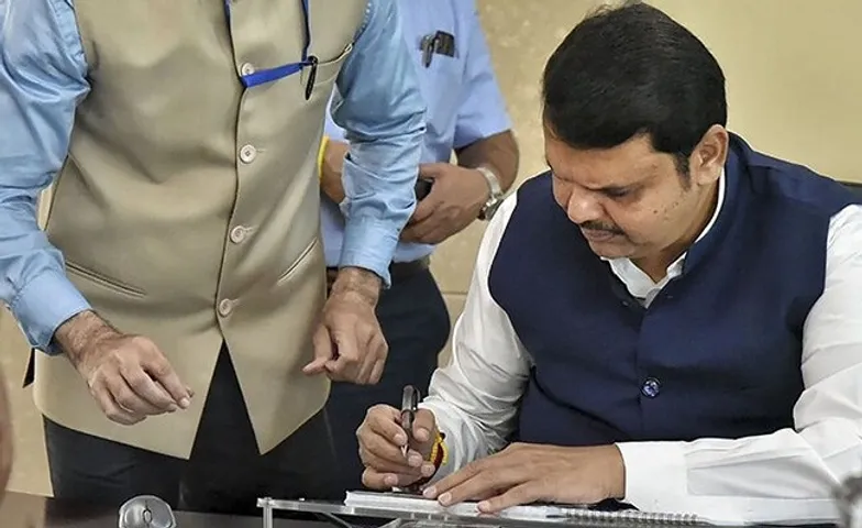 Devendra Fadnavis takes charge as Maharashtra Chief Minister