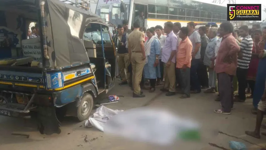One female passenger died after came under the rickshaw in Vadodara