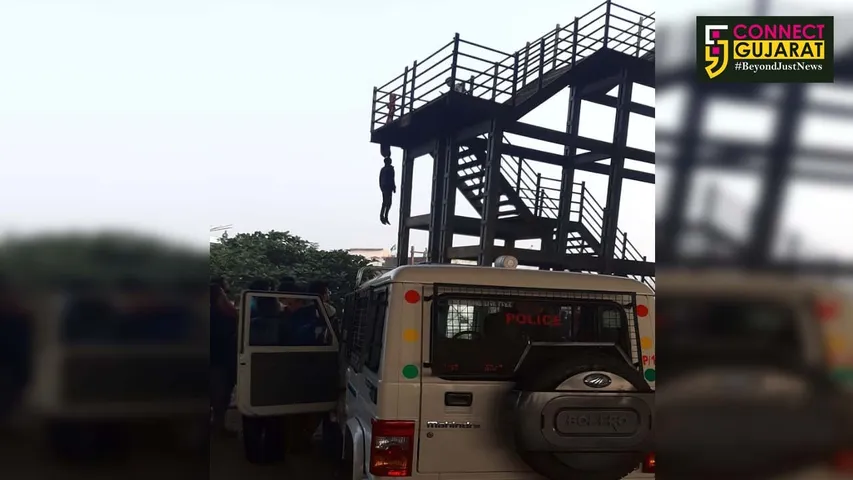 Youth committed suicide in Vadodara
