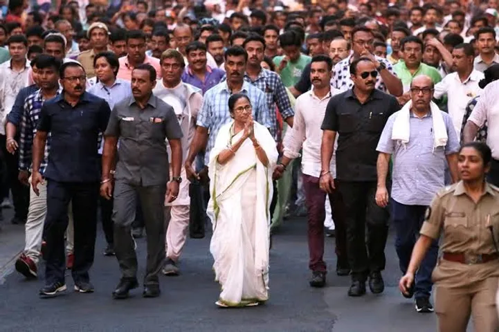 Mamata Banerjee to hold rally in Kolkata against citizenship law amid protests across the state