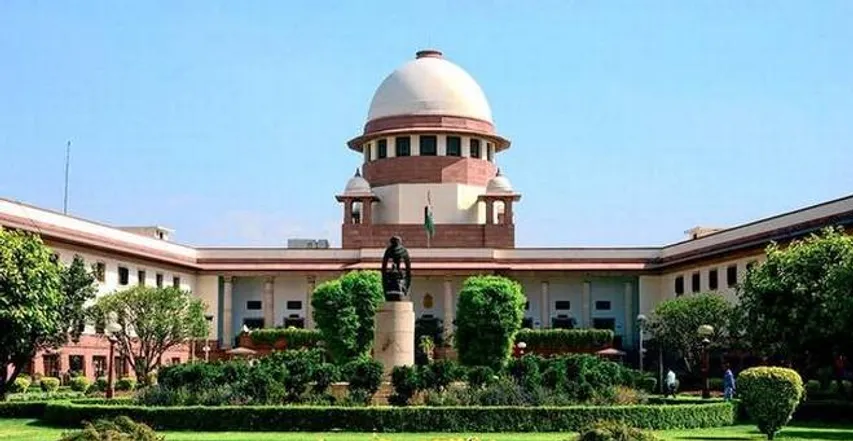 Supreme Court: No pension for govt staff who resigns