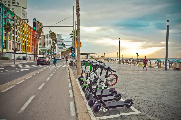 Tel Aviv becomes the First City in the World to require all shared electric scooters for hire to be equipped with license plates and helmets
