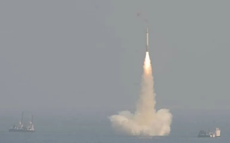India successfully tests its 3,500km-range K-4 missile