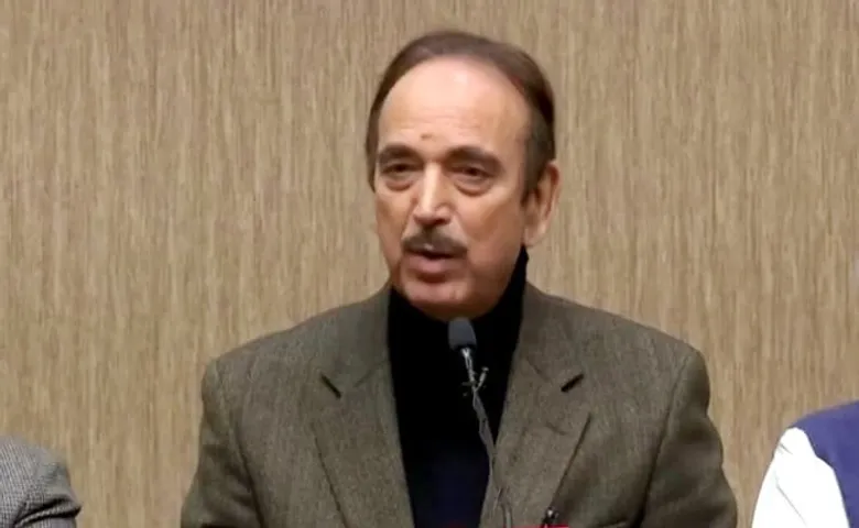 Ghulam Nabi Azad, Ambika Soni to Attend First J&K Congress Executive Meet Since Article 370 Nullification