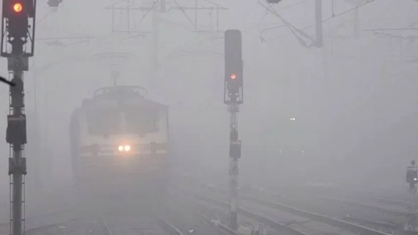 21 trains running late due to low visibility in Northern Railway region