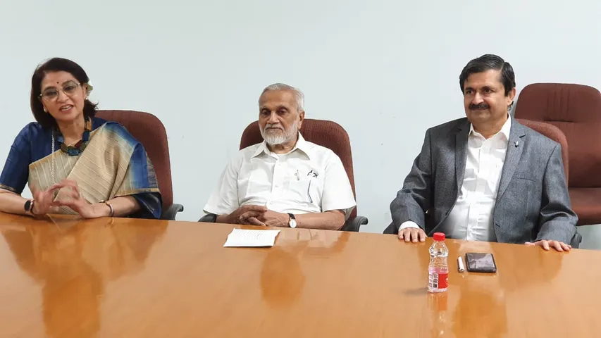 Public lecture by Padma Bhushan Lord Bhikhu Parekh at NUV