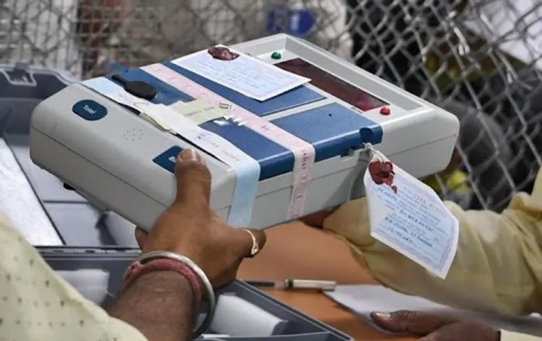 AAP headed for second term in Delhi, BJP distant second